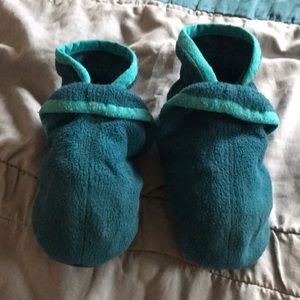 Kid slippers